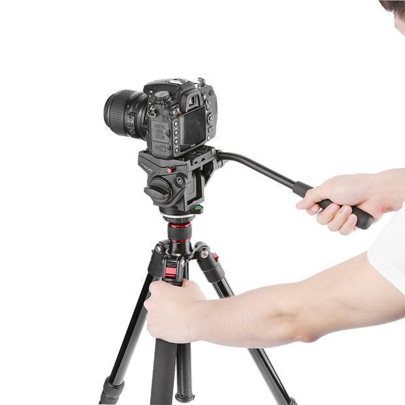 マイクロ一眼レフカメラ撮影ビデオ油圧ダンピングハンドルジンバ - Photography Translate のレビューと価格